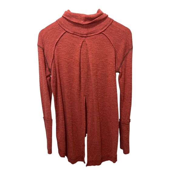 We The Free Split Back Pullover Turtleneck Size Small Knit Sweater Sienna Red - Picture 4 of 6